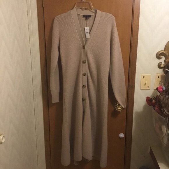 Ann Taylor Dresses & Skirts - Ann Taylor Long Sleeve Ribbed Long Khaki Sweater Dress Button Down V Neck M
